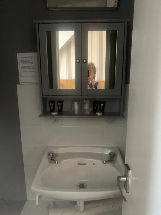 Burnett Arms Hotel Inverurie Ngoại thất bức ảnh