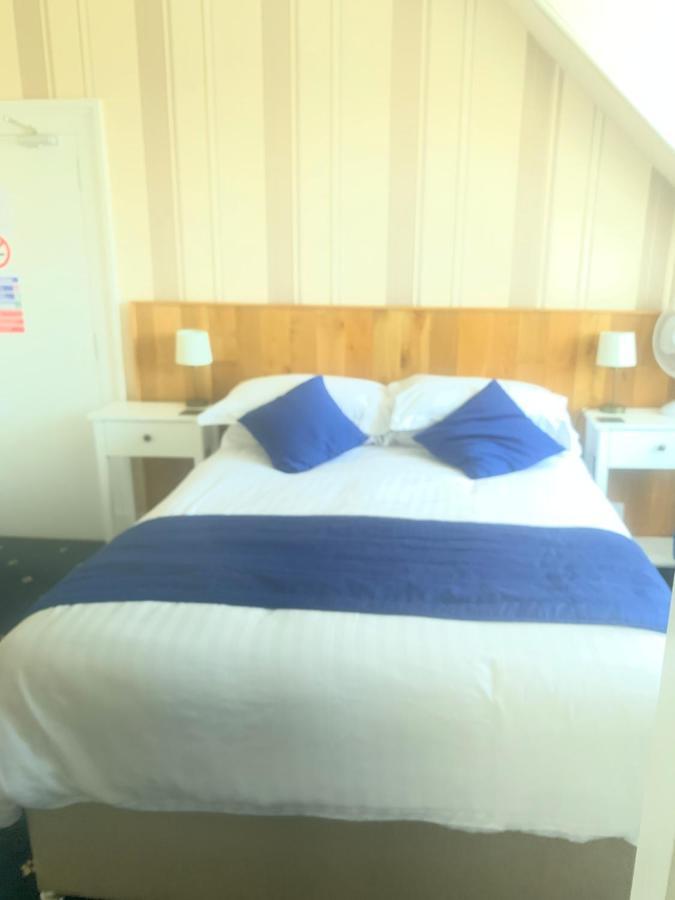 Burnett Arms Hotel Inverurie Ngoại thất bức ảnh