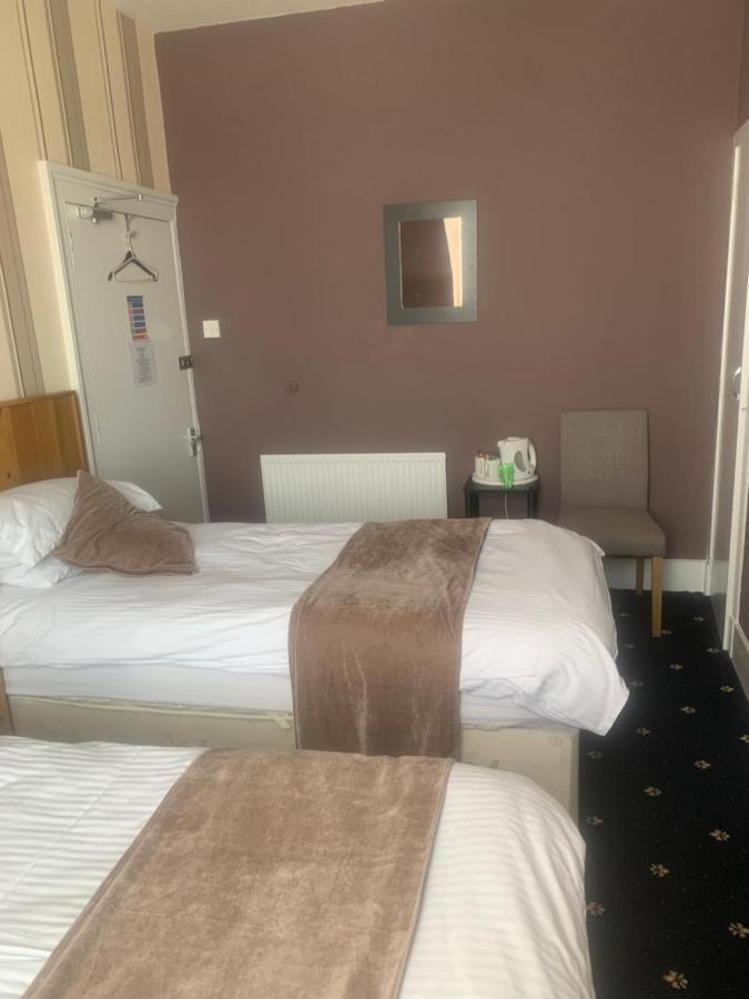 Burnett Arms Hotel Inverurie Ngoại thất bức ảnh