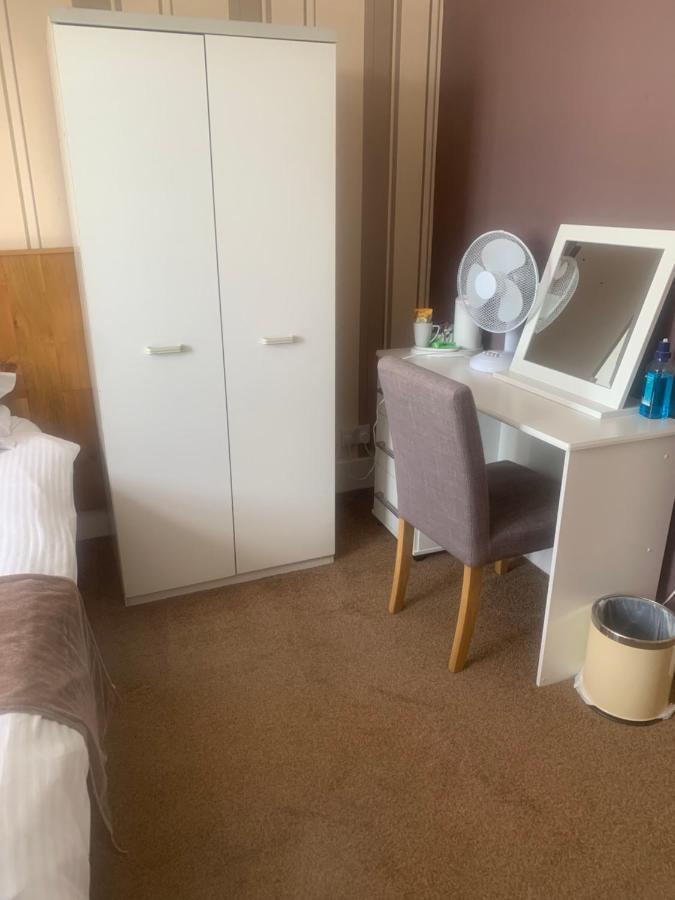Burnett Arms Hotel Inverurie Ngoại thất bức ảnh