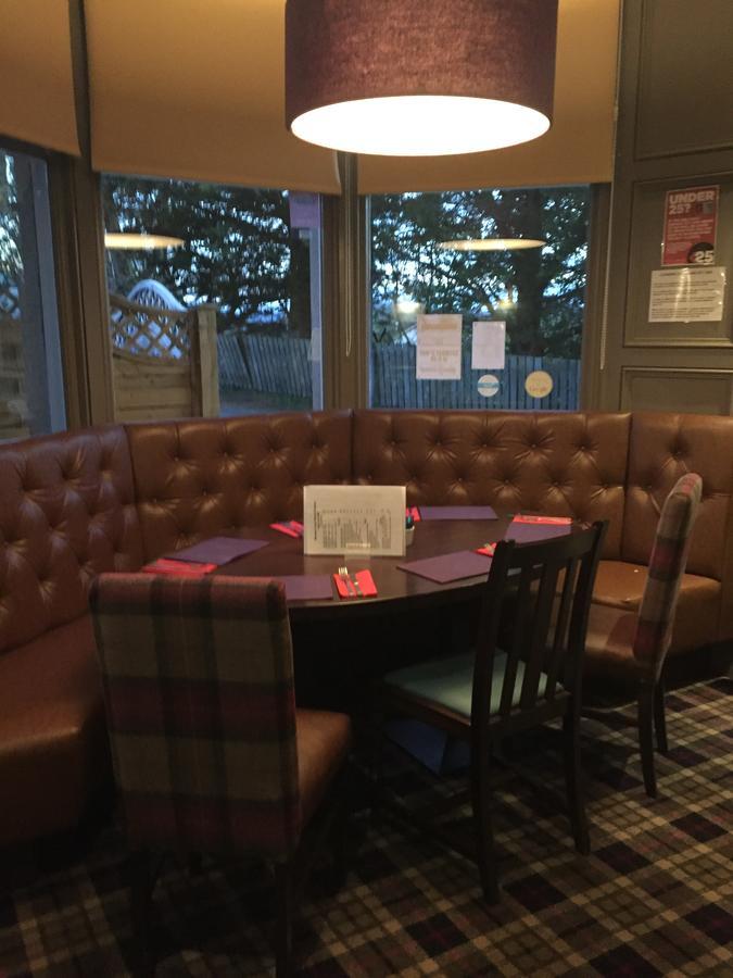 Burnett Arms Hotel Inverurie Ngoại thất bức ảnh
